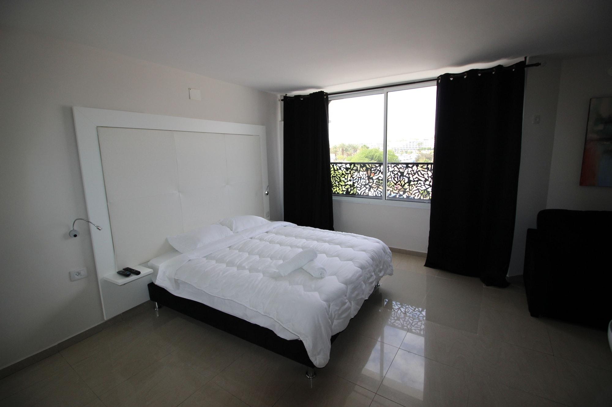 Rich Royal Suites Eilat Extérieur photo