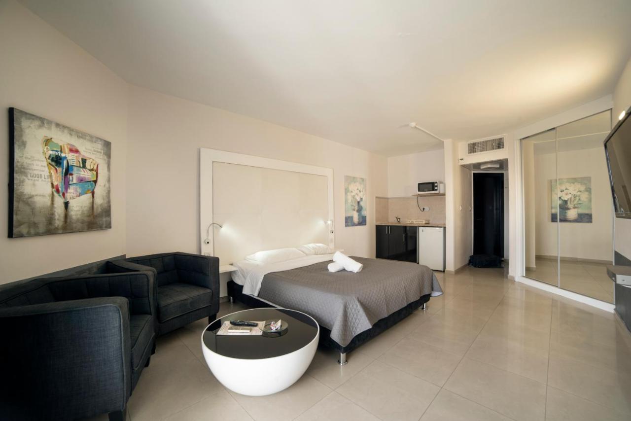 Rich Royal Suites Eilat Extérieur photo